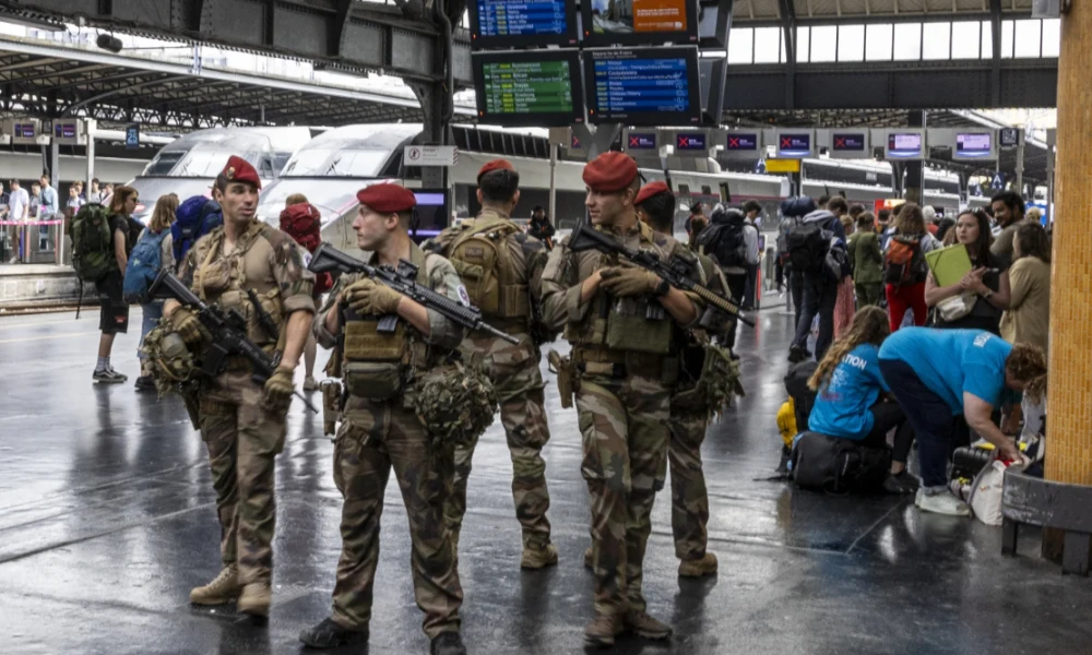Ποιος μπορεί να κρύβεται πίσω από τις επιθέσεις στα γαλλικά τρένα; - Τα σενάρια και οι υπόνοιες για Ρωσία